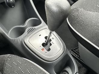 Peugeot 107 Gereserveerd 1.0-12v automaat 68pk XS 5drs - nap - carplay - airco - 49dkm - elektr ramen - toerenteller picture 21