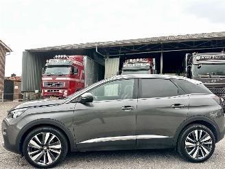 damaged passenger cars Peugeot 3008 1.2T PureT 6-bak GT-Line 2020/3