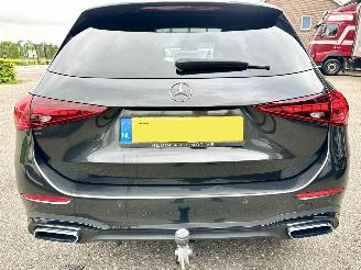 Mercedes C-klasse 200 218pk 9-traps aut + f1 AMG Launch Ed - pano - nap - 360cam - head up - sfeerverl - burmester - carbon - trekh picture 6
