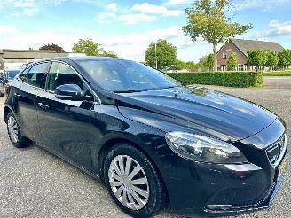 Volvo V-40 1.6 T4 179pk automaat Summum - xenon - navi - camera - keyless - front + line + side assist picture 4