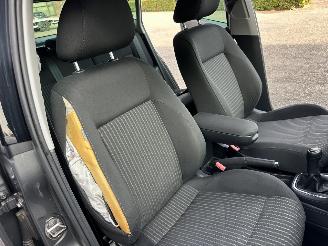 Volkswagen Polo Gereserveerd 1.2 TSI 105pk 6-bak Highline 5drs - 75dkm nap - clima + cruise contr - lmv - 4x elektr ramen - privacy glass picture 20