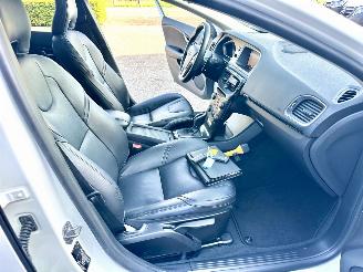 Volvo V-40 1.5 T3 152pk Aut + f1 Dynamic Ed - nap - pano - leer - stoelverw - navi - cam - keyless - harman/kardon picture 55