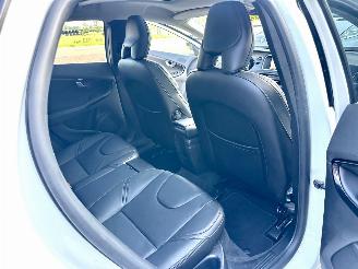 Volvo V-40 1.5 T3 152pk Aut + f1 Dynamic Ed - nap - pano - leer - stoelverw - navi - cam - keyless - harman/kardon picture 60