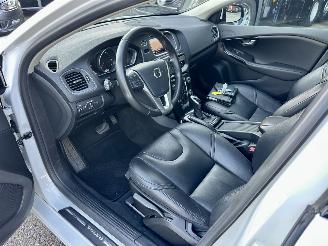 Volvo V-40 1.5 T3 152pk Aut + f1 Dynamic Ed - nap - pano - leer - stoelverw - navi - cam - keyless - harman/kardon picture 21