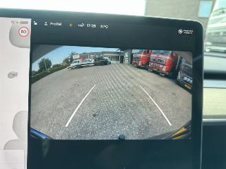 Tesla Model Y RWD 58kWh Aut - nap - 1e eig - pano - leer - stoelverw v+a - 19 inch - trekh - full self driving - camera picture 15