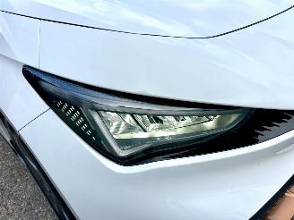 Cupra Born 62kWh 204pk aut Essential - 47dkm nap - sfeerverl - kuipstoelen - stuurverw - front + line assist picture 89