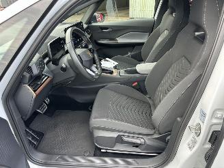 Cupra Born 62kWh 204pk aut Essential - 47dkm nap - sfeerverl - kuipstoelen - stuurverw - front + line assist picture 29