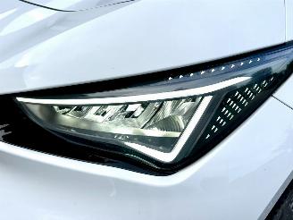 Cupra Born 62kWh 204pk aut Essential - 47dkm nap - sfeerverl - kuipstoelen - stuurverw - front + line assist picture 90