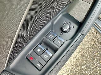 Audi A3 Sportback 35 TFSI 150pk aut + f1 Sport Ed - virtual - line + park assist - keyless - clima - cruise - pdc picture 17