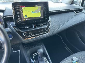 Toyota Corolla Gereserveerd 1.8 Hybrid 148pk aut first edition sedan - navi - camera - stuurverw - keyless - front + line + side assist picture 20