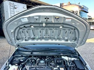 Toyota Corolla Gereserveerd 1.8 Hybrid 148pk aut first edition sedan - navi - camera - stuurverw - keyless - front + line + side assist picture 72