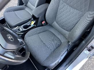 Toyota Corolla Gereserveerd 1.8 Hybrid 148pk aut first edition sedan - navi - camera - stuurverw - keyless - front + line + side assist picture 51