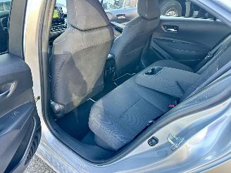Toyota Corolla Gereserveerd 1.8 Hybrid 148pk aut first edition sedan - navi - camera - stuurverw - keyless - front + line + side assist picture 54
