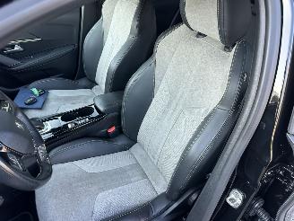 Peugeot e-208 EV 50kWh Aut 136pk GT-Line - navi - camera - carplay - virtual - sfeerverl - front + line + side assist - keyless picture 14