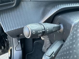 Peugeot e-208 EV 50kWh Aut 136pk GT-Line - navi - camera - carplay - virtual - sfeerverl - front + line + side assist - keyless picture 66
