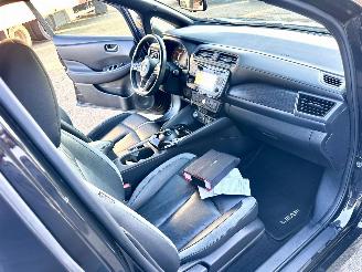 Nissan Leaf 40kWh 150pk aut Tekna - nap - bose - 360cam - keyless - front + line + side assist - stoelverw v+a - stuurverw picture 15
