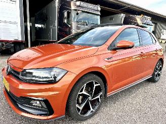 Volkswagen Polo 1.0 TSI 95pk R-Line 5drs - 20dkm nap - pano - 1e eig - 3x r-line - virtual - navi - front + park assist - acc - pdc - sfeerverl picture 2