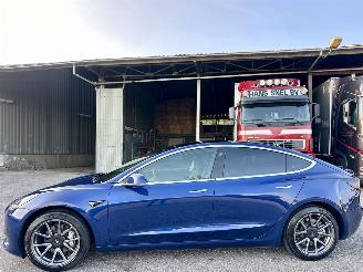 Schadeauto Tesla Model 3 Standard RWD Plus 60kWh 238pk aut - nap - 2020/12