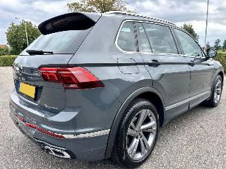 Volkswagen Tiguan 1.5 TSI 150pk aut + f1 R-Line - pano - virtual - stuurverw - leer + stoelverw - line + front + side + park assist picture 4