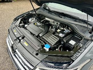 Volkswagen Tiguan 1.5 TSI 150pk aut + f1 R-Line - pano - virtual - stuurverw - leer + stoelverw - line + front + side + park assist picture 80