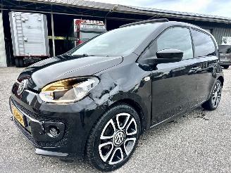 Volkswagen Up! 1.0 60pk High Up! Bluem. 5drs - nap - pano  - leer - stoelverw - airco - cruise - pdc - privacy glass picture 1