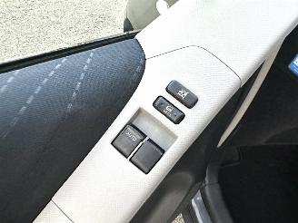 Toyota Yaris 1.3 VVT-I 87pk Sol MMT Automaat Follow me 5drs - navi - airco - bleutooth - 80dkm - elektr ramen v + spiegels picture 25