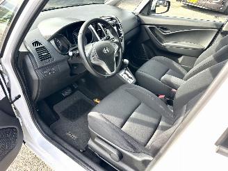 Hyundai Ix20 1.6i i-Vision 125pk Automaat - 76dkm nap - navi - dvd - camera - pdc - clima - cruise - aux - usb picture 22