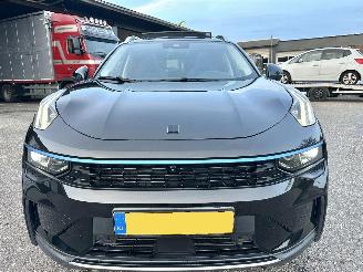Lynk & Co 01 1.5 Plug-In Hybrid 220pk 7-traps aut - pano - nap - 360cam - 2x laadkabels - keyless - front + line + side assist picture 100