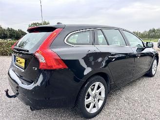Volvo V-60 1.6 T3 150pk aut. Momentum - 144dkm nap - navi - clima - cruise - lmv - pdc - trekh - 2e eig picture 5