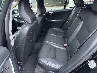Volvo V-60 1.6 T3 150pk aut. Momentum - 144dkm nap - navi - clima - cruise - lmv - pdc - trekh - 2e eig picture 43