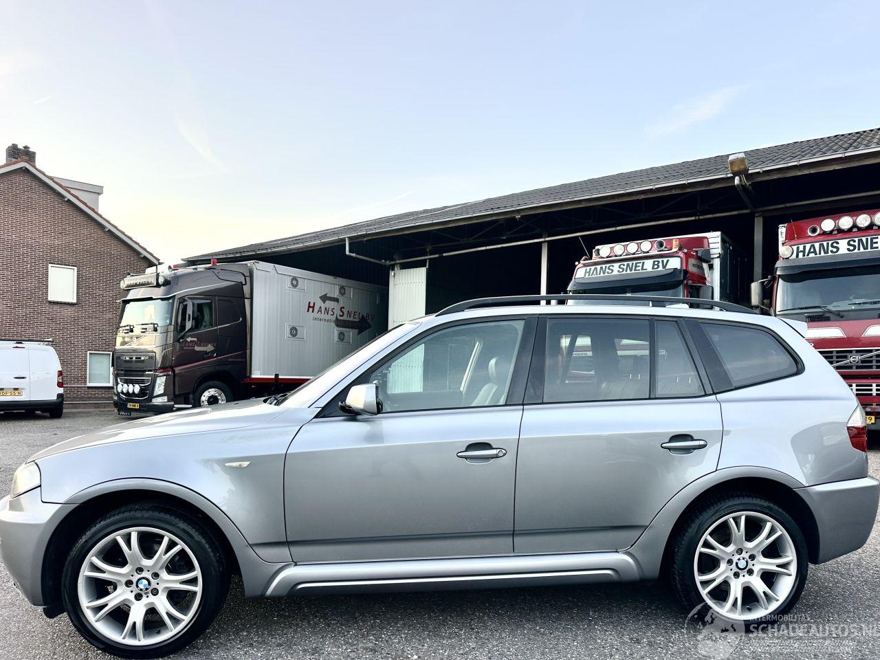 BMW X3 3.0si 272pk 4WD aut high exe M-sport - pano - leer - stoelverw - xenon - pdc v+a - afn trekh - memory - youngtimer