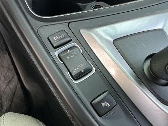 BMW 3-serie 330e 245pk 8-traps aut M-Sport - schuifdak - nap - spoilers - leer - verlaagd - pdc - plug-in hybrid - facelift model picture 27