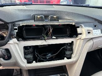 BMW 3-serie 330e 245pk 8-traps aut M-Sport - schuifdak - nap - spoilers - leer - verlaagd - pdc - plug-in hybrid - facelift model picture 21
