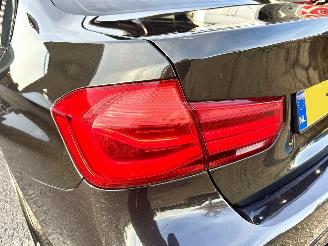 BMW 3-serie 330e 245pk 8-traps aut M-Sport - schuifdak - nap - spoilers - leer - verlaagd - pdc - plug-in hybrid - facelift model picture 101