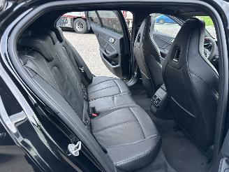 BMW 1-serie M135i xDrive 306pk aut + f1 High Exe M-Sport Performance - pano - hud - harman/kardon - keyless - kuipstoelen picture 33