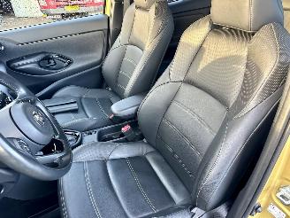 Toyota Yaris Cross 1.5 Hybrid 93pk aut Launch Edition - head up - leer - stuur/stoelverw - elektr klep - front + line + side assist picture 43