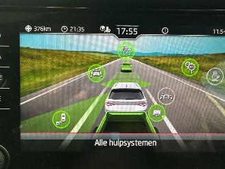 Skoda Kodiaq 1.5 TSI 150pk aut + f1 Sportline - nap - camera - keyless - stuurverw - front + line + side assist picture 16
