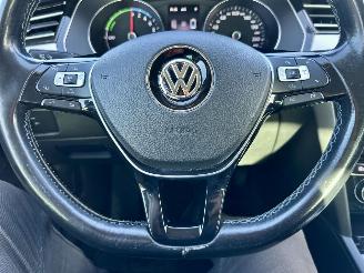 Volkswagen Passat GTE 1.4 TSI aut Highline sedan - nap - navi - acc - front assist - leer + alcantara + stoelverw - pdc v+a picture 26