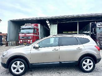 Unfallwagen Nissan Qashqai+2 2.0 141pk 4WD aut Con. Ed 7Pers - pano - navi - camera - defa alarm - 7 zitplaatsen - rijdbaar 2010/6