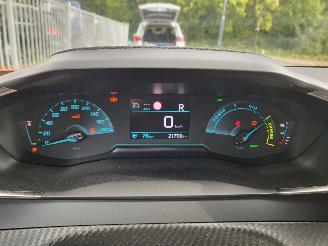 Peugeot e-2008 Peugeot e-2008 EV Style 50 kWh rijdbaar rijbereik 335 km nieuwprijs  € 40000 picture 17