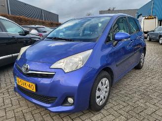 Auto incidentate Toyota Verso S AUTOMAAT Verso-S 1.3 VVT-i Aspiration rijdbaar 2014/2
