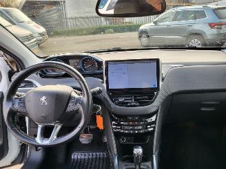 Peugeot 2008 AUTOMAAT  1.6 VTi  Allure leer,pann,navi, rijdbaar picture 17