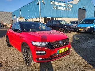 Unfallwagen Volkswagen T-Roc T-Roc 2.0 TSI 190pk  4Motion R line Sport autom, pann,nav 2018/6