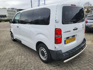 Peugeot Expert e-Expert 50 kWh 9 persoons picture 6
