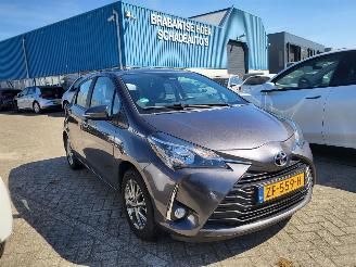 Toyota Yaris 1.0 VVT-i Active  Cool 5drs  rijdbaar picture 1