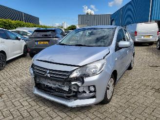 Schadeauto Mitsubishi Space-star Space Star 1.2 Connect+ 5DRS COOL 22000 KM 2023/1