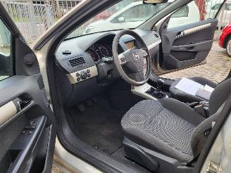 Opel Astra Opel Astra Wagon 1.6 Essentia picture 7