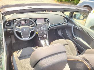 Opel Cascada CABRIO AUTOM  1.6 Turbo Innovation   rijdbaar picture 3