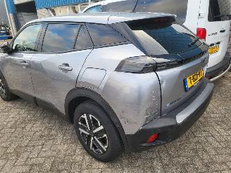 Peugeot e-2008 EV GT Active 54 kWh Range 406 km rijdbaar nwpr €43000 NEW MODEL picture 21