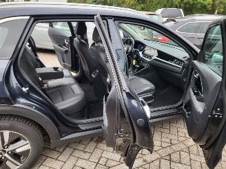 Kia Niro Niro 1.6 GDi Hybrid DynamicLine 1e eigenaar rijdbaar picture 7
